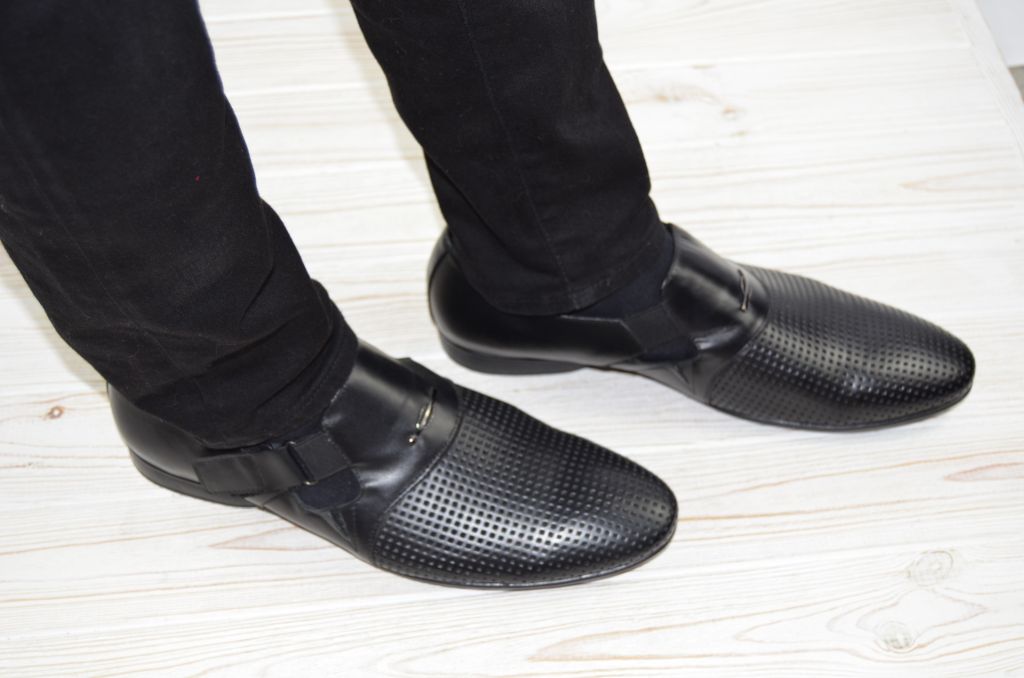 Туфлі чоловічі Comfortime 11179 чорні шкіра на липучці (останній 43 розмір)