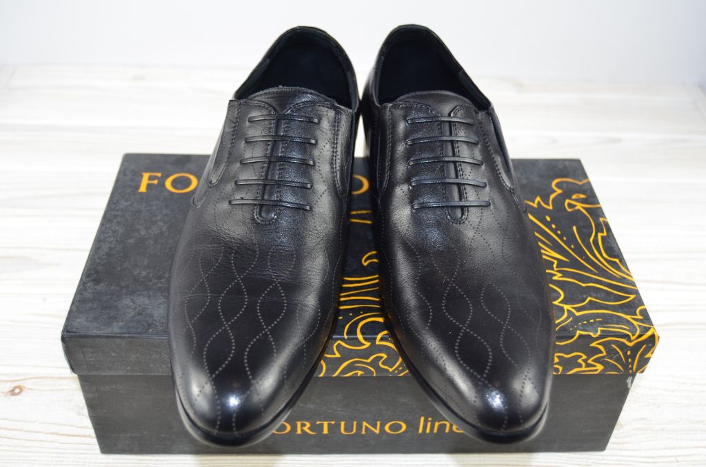 Туфлі чоловічі Fortuno 130566 чорні шкіра на шнурках (останній 39 розмір)