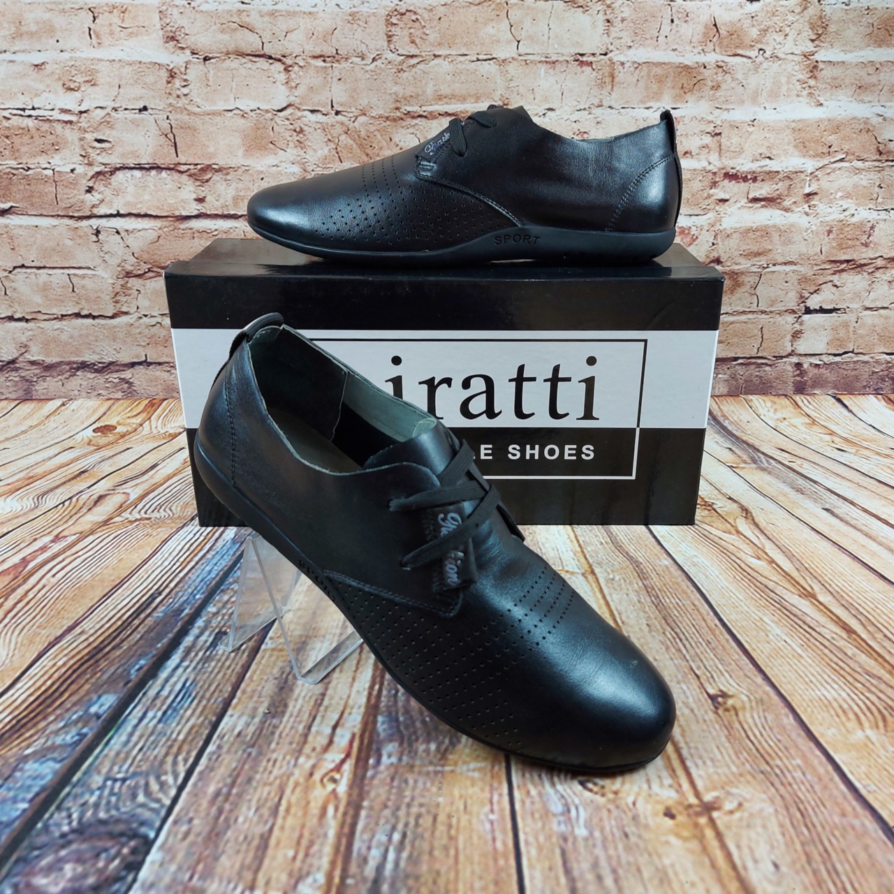 Туфлі чоловічі Miratti 18206-9 чорні шкіра, останній 43 розмір