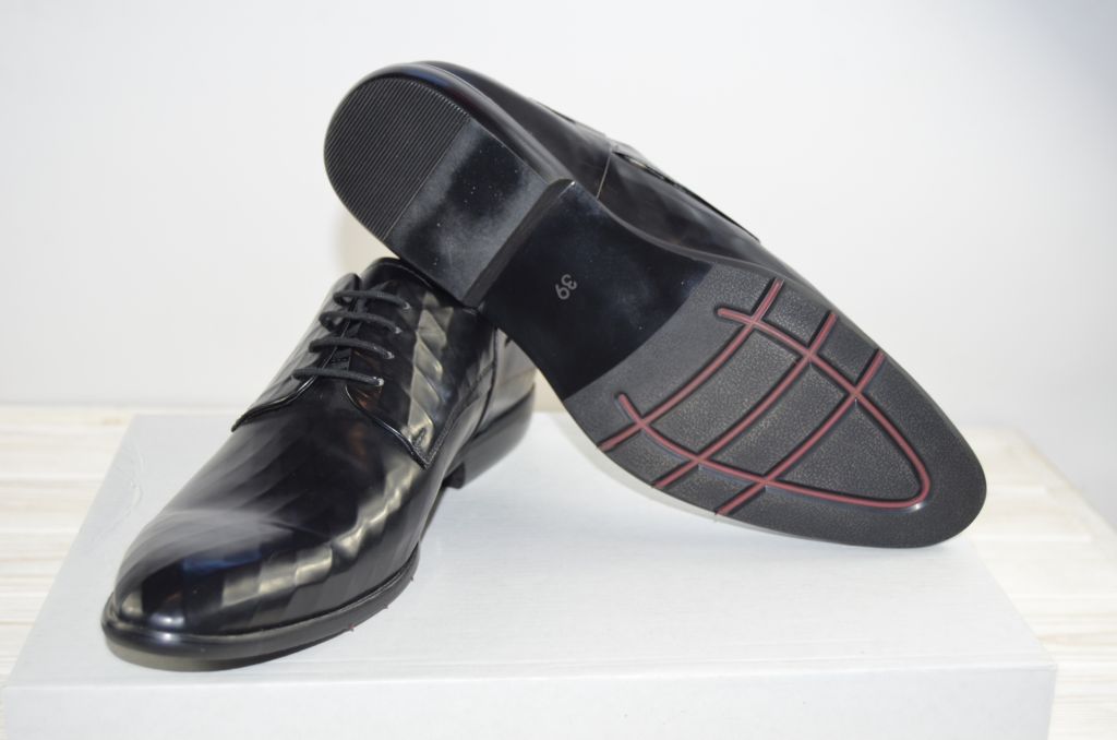 Туфлі чоловічі Miratti 202102 чорні шкіра на шнурках, розміри 39,40