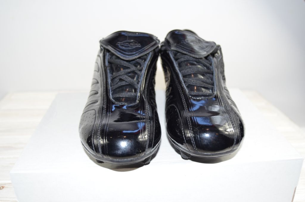 Кросівки чоловічі BONA 227Д чорні шкіра-лак, останній 45 розмір
