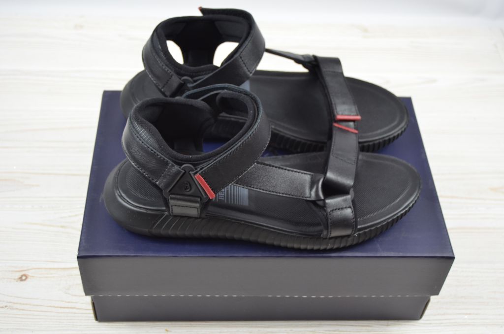 Мужские сандали Bertoni 29400 чёрные кожа, последний 40 размер