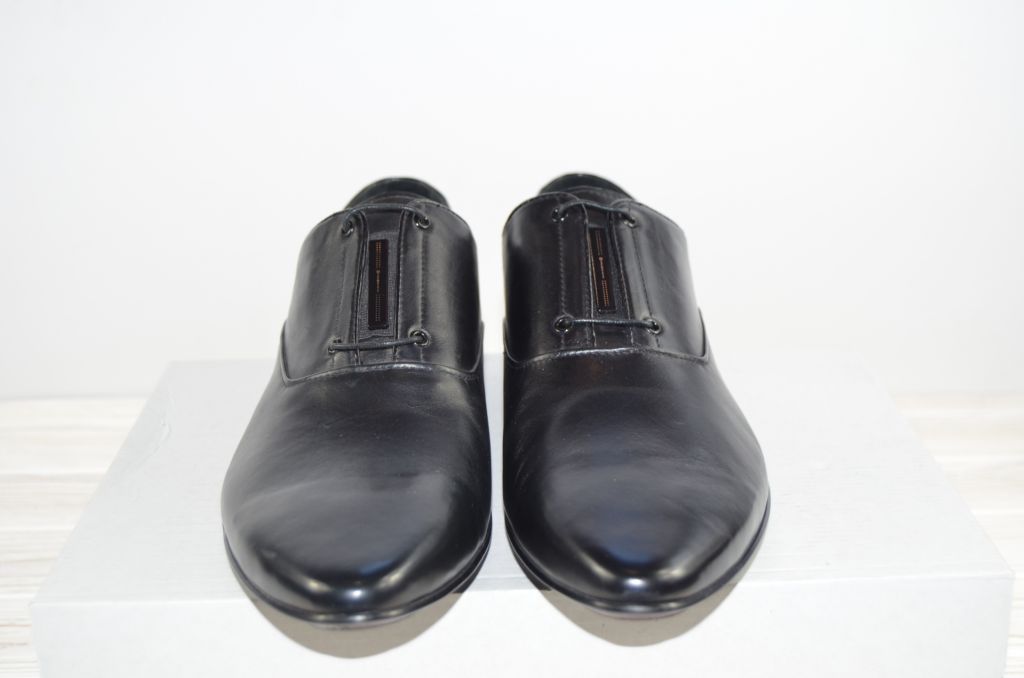 Туфлі чоловічі шкіра чорні Miratti 4927 (останній 44 розмір)