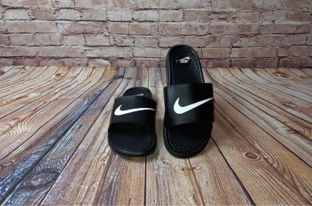 Тапки мужские летние чёрные Nike Black 581