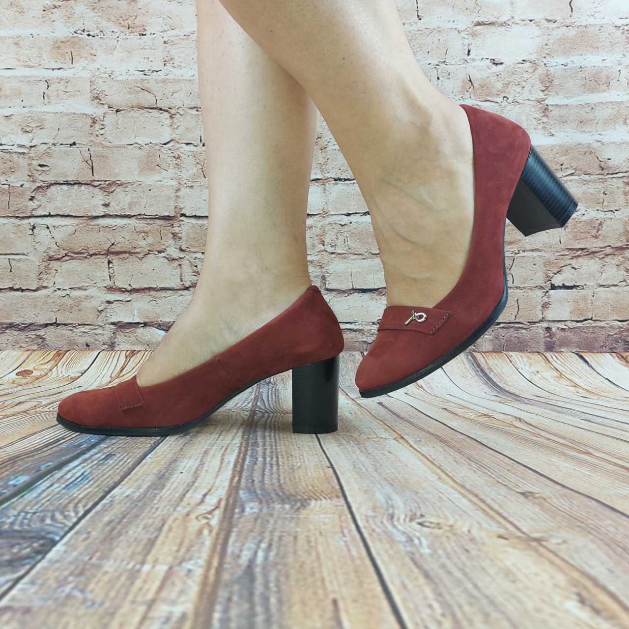 Туфли женские Se and Nat 605-120-1 красный нубук каблук размеры 37,38