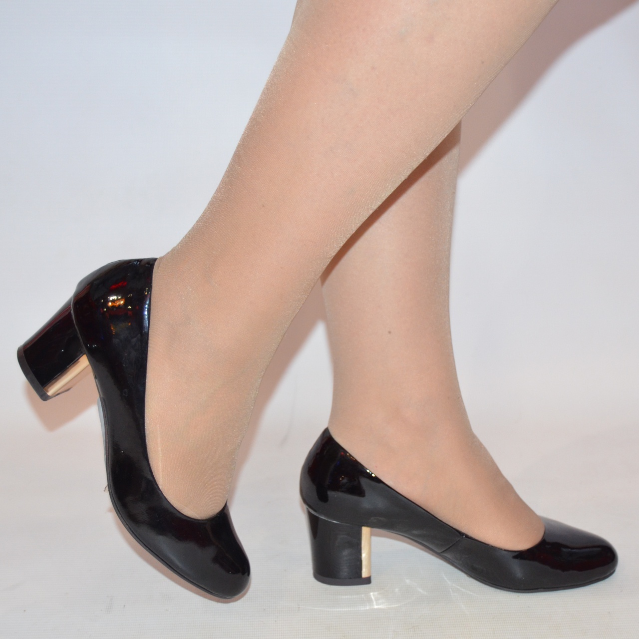 Туфлі жіночі Blizzarini 6396-1 чорні шкіра-лак каблук (останній 36 розмір)