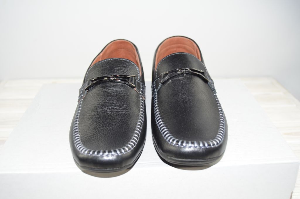 Туфлі чоловічі Konors 696-7-1 чорні шкіра на гумках