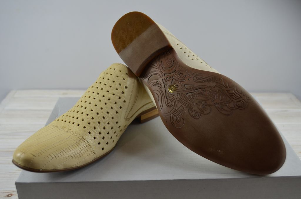 Туфлі чоловічі VITTO ROSSI 801-021 білі шкіра, останній 39 розмір 