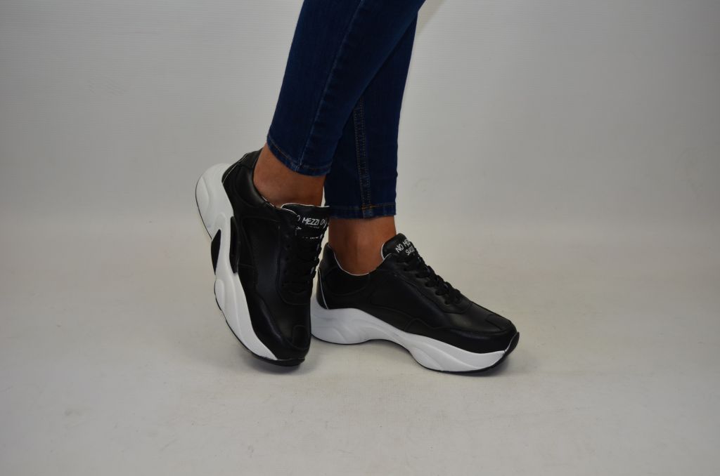 Кросівки жіночі DITAS К-23 чорні шкіра розміри 36,41