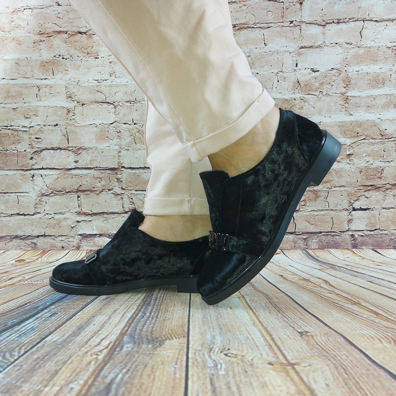 Туфлі жіночі Sothbys T-818 чорні велюр низький хід