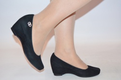 Туфли женские IT GIRL 068-91 чёрные замшевые (последний 35 размер)