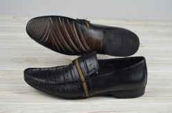 Туфлі чоловічі Tezoro 10036 чорні шкіра на гумках (останній 40 розмір)