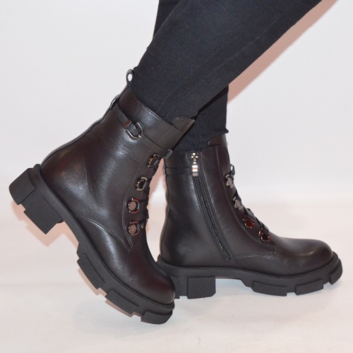 Ботинки женские зимние Fereski 1201-201 чёрные кожаные