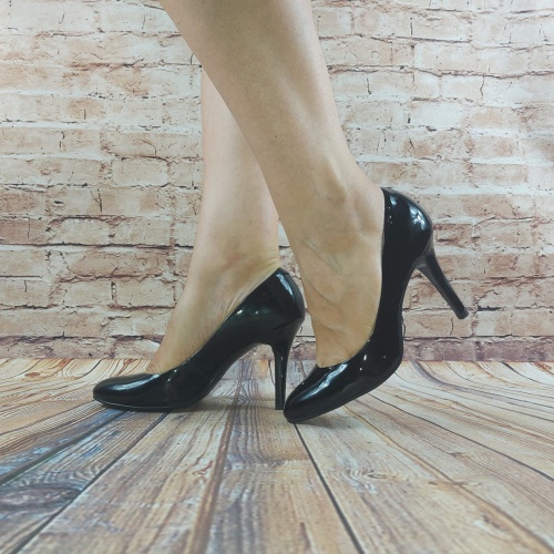 Туфлі жіночі Clotilde 12052-68-089 чорні шкіра-лак каблук-шпилька розміри 35,38