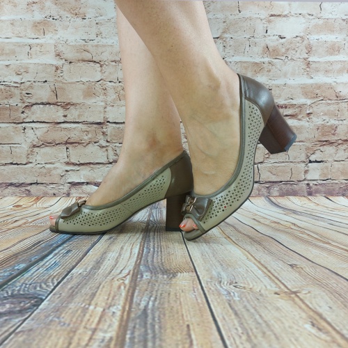 Туфлі жіночі коричневі шкіра Clotilde 160-337, останній 36 розмір