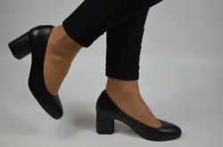 Туфли женские AURIS 1950 чёрные кожа на каблуке