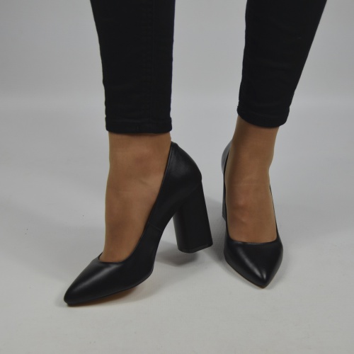 Туфлі жіночі AURIS 1954 чорні шкіра на підборах