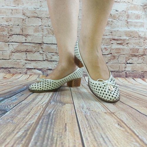Туфли женские Marani Magli 21-32 бежевые кожа каблук (последний 36 размер)