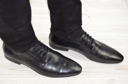 Туфли мужские Miratti 2158-20-053 чёрные кожа на шнурках