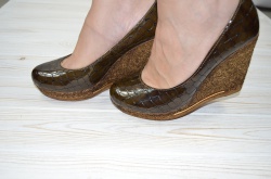 Туфлі жіночі Angel 222 коричневий пітон шкіра-лак танкетка (останній 37 розмір)