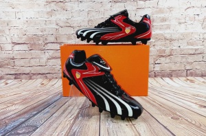 Кросівки бутси чоловічі футбольні BONA 226Д  Lacquer Black / Red, останній 45 розмір