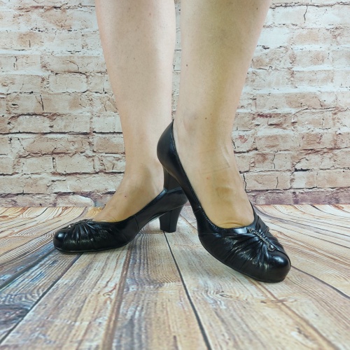 Туфлі жіночі чорні шкіра BACEYE 306, останній 36 розмір