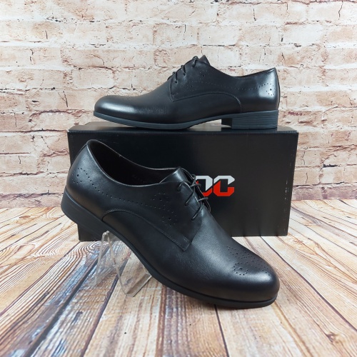 Туфли мужские Ikos 3296-1 чёрные кожа на шнурках