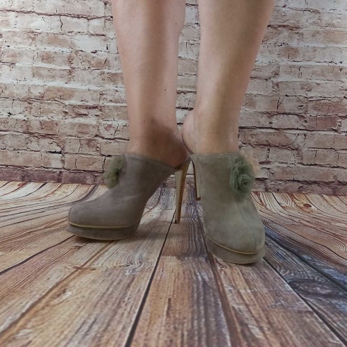 Босоніжки-сабо жіночі Mallanee 501 бежеві замша каблук