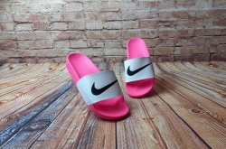 Женские шлепки Nike (розовые) 659  летние тапочки найк