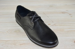 Туфлі чоловічі Konors 669-7-1 чорні шкіра (останній 45 розмір)