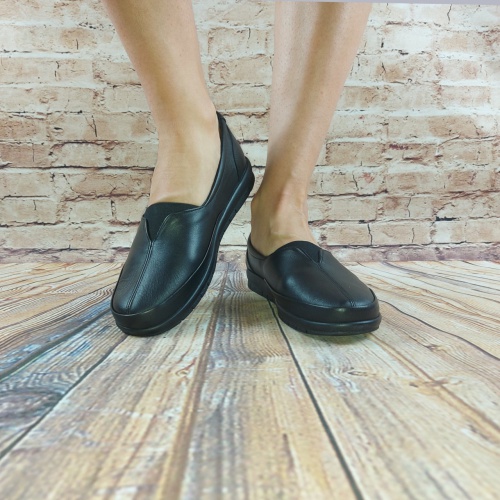 Туфлі жіночі чорні шкіряні GUITTO 7001